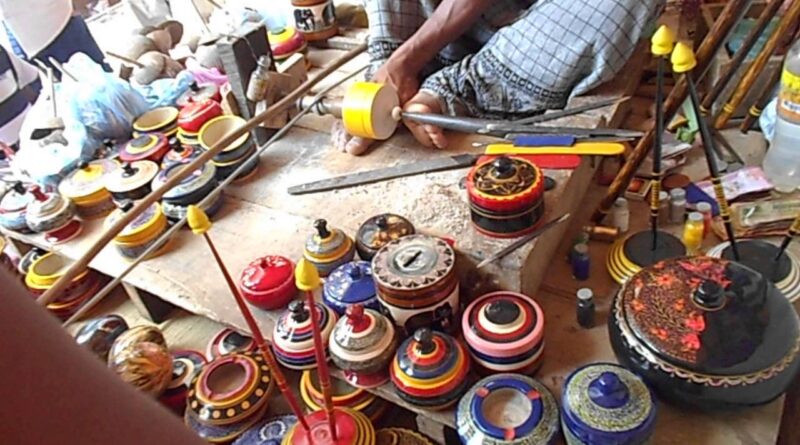 Laaksha Artwork Jars Making | Sri Lanka
